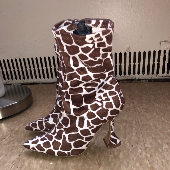 Boots - Picture 2 of 3